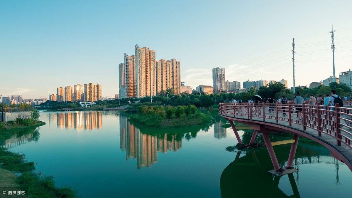 中国湖北省12个省辖市1个自治州