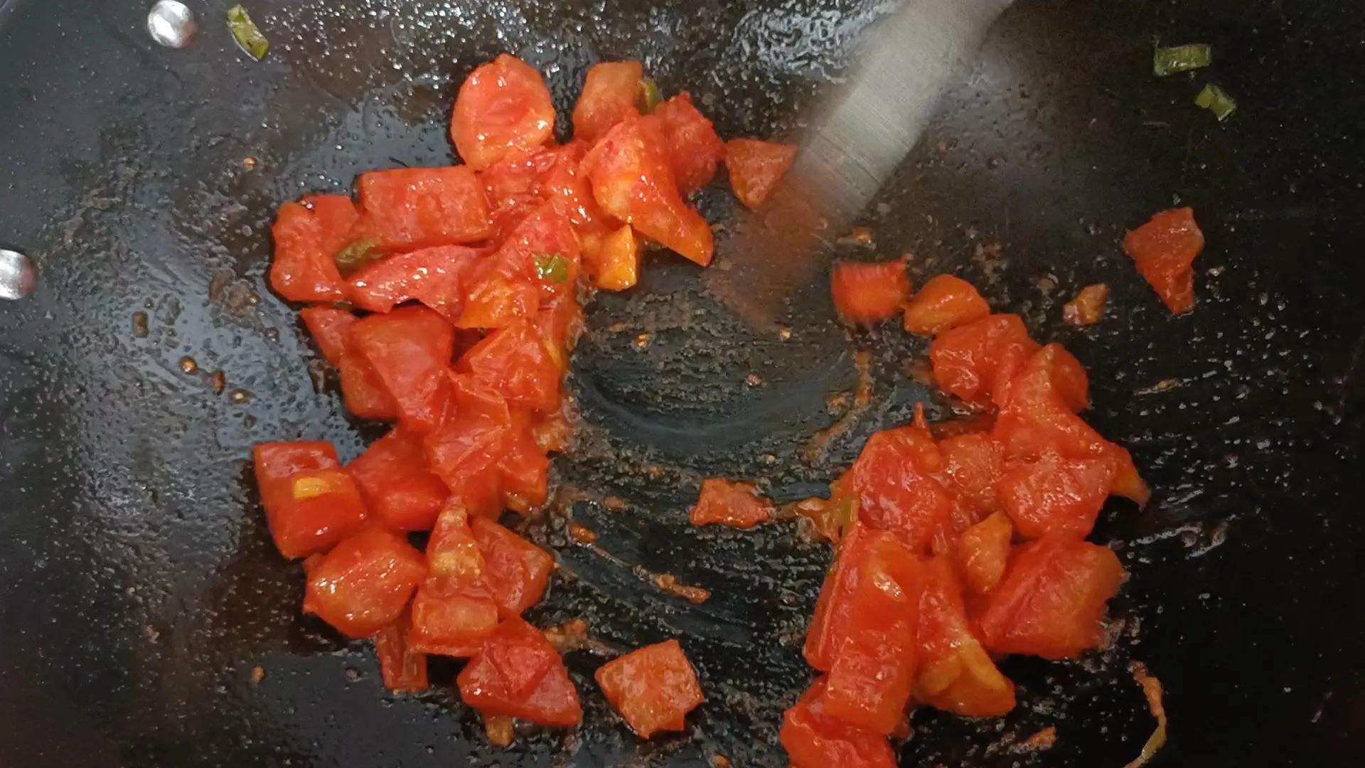 紫菜西红柿鸡蛋汤，掌握做法诀窍，酸爽可口，营养美味又补钙